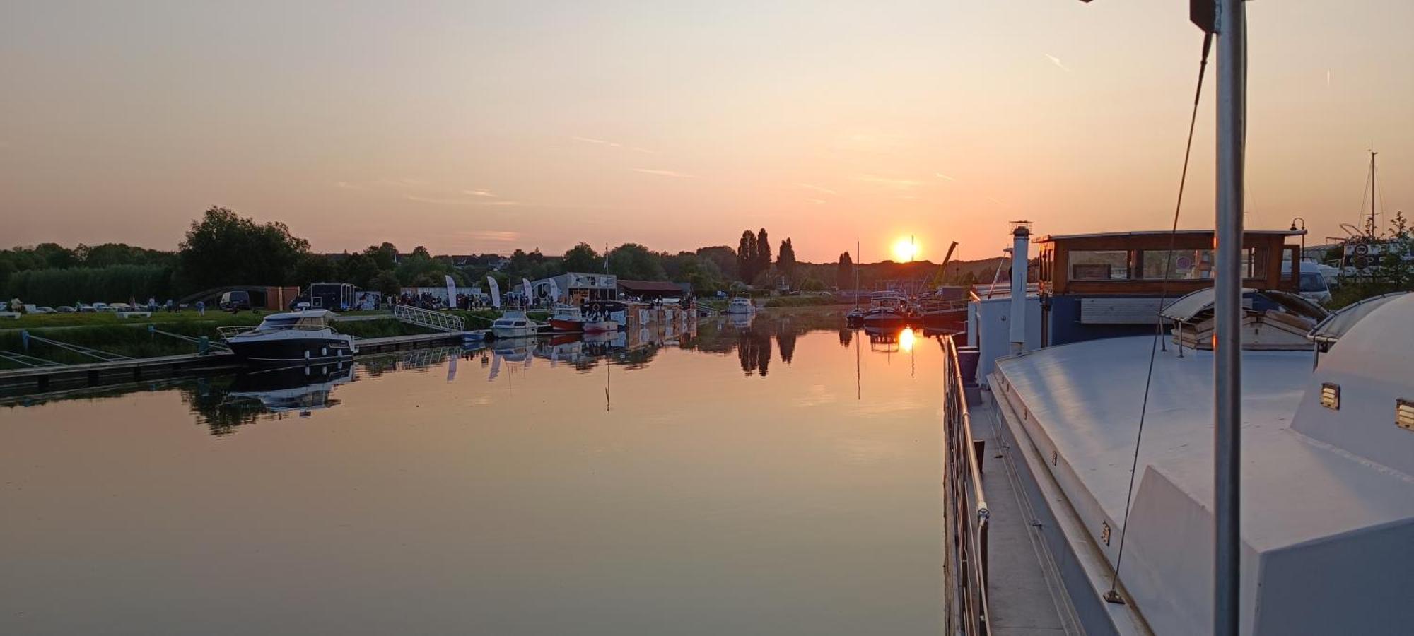 Odyssee Sur Peniche Saint-Valery-sur-Somme